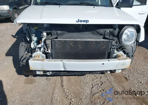 2017 Jeep Patriot High Altitude 4X4 z USA, uszkodzony, nr VIN 1C4NJRFB2HD164614